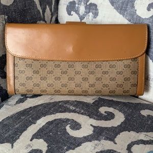 Vintage Gucci wallet